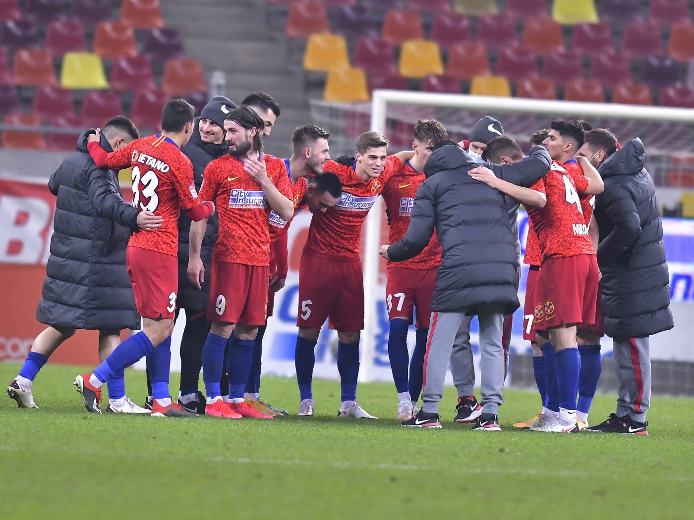 FCSB rămâne fără unul dintre fundașii centrali. „Vreau un milion de euro. Poate-l dau și cu 800.000″