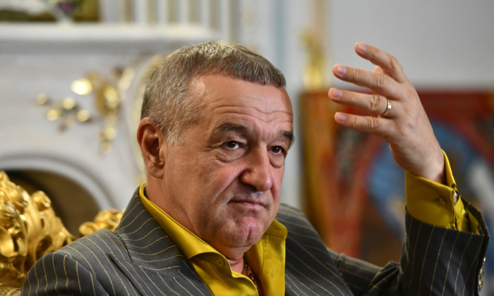 Gigi Becali, prima reacție după înjurăturile Peluzei Sud: „Talpan este omul care a contribuit la toată ura asta” | EXCLUSIV