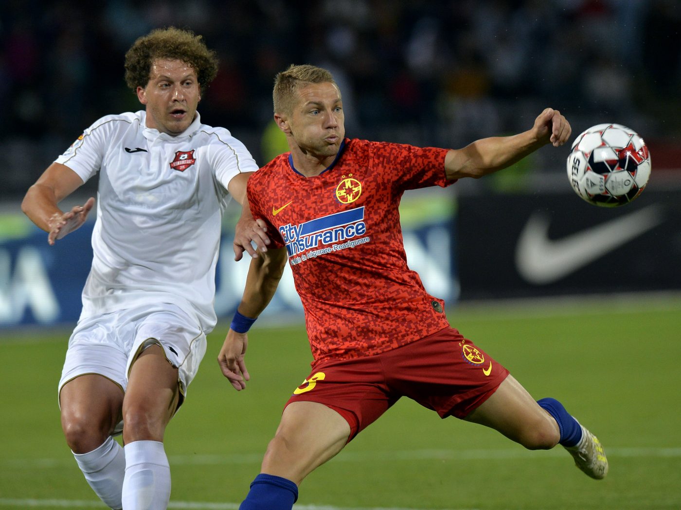 Mihai Roman, dezvăluiri despre cum reacționa Gigi Becali în vestiarul FCSB-ului. „Gata cu yoga! Asta trebuie să faceți!”