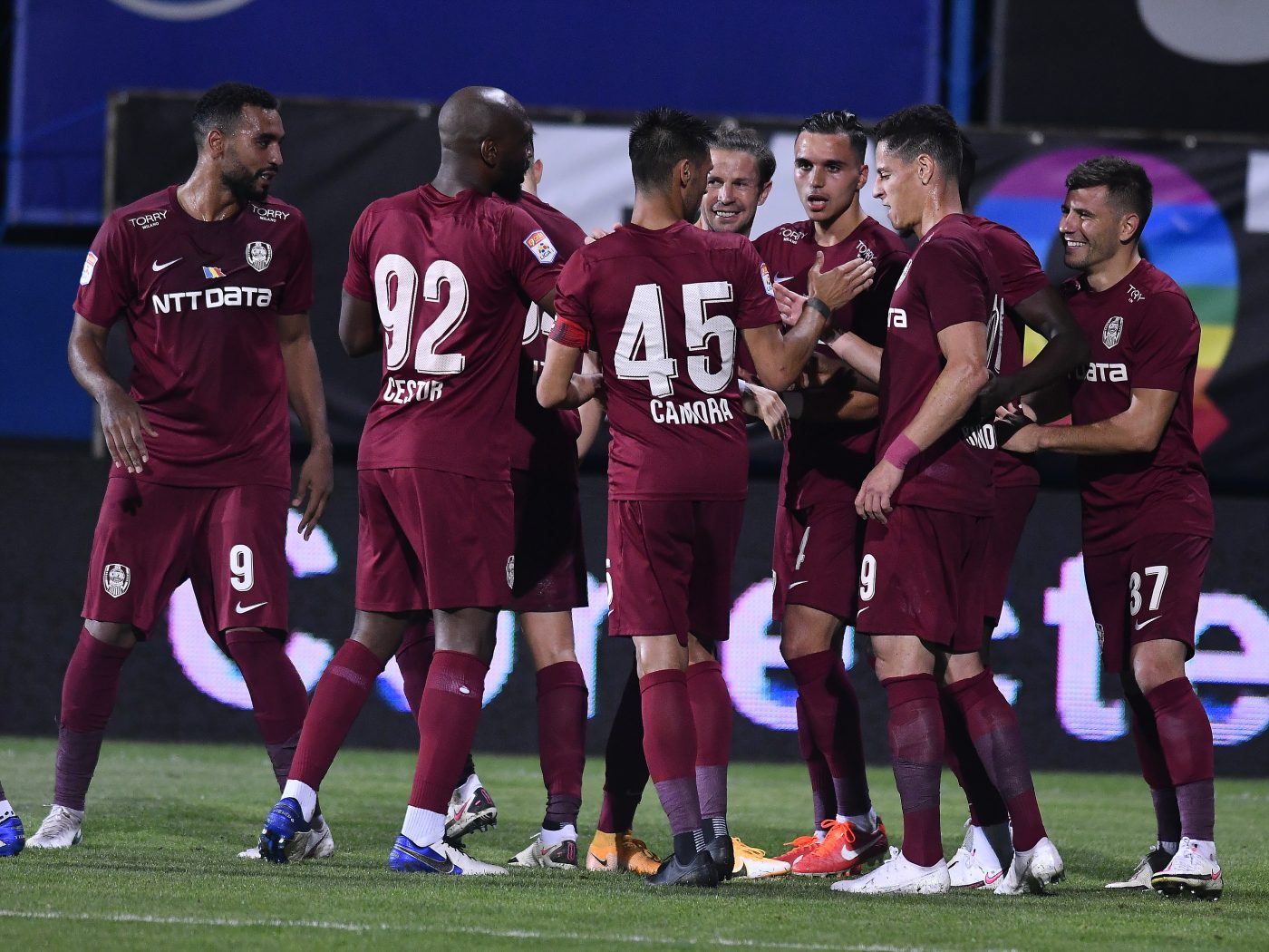 Probleme mari pentru CFR Cluj înaintea derby-ului cu FCSB, după ce campioana a fost răpusă de COVID-19! Un alt jucător acuză probleme medicale