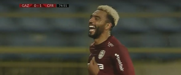 Billel Omrani a marcat primul gol în Liga 1 după aproape un an și trei luni. Atacantul francez, reușită importantă în poarta lui Alexandru Buzbuchi, „omul păianjen” de la Mediaș | VIDEO