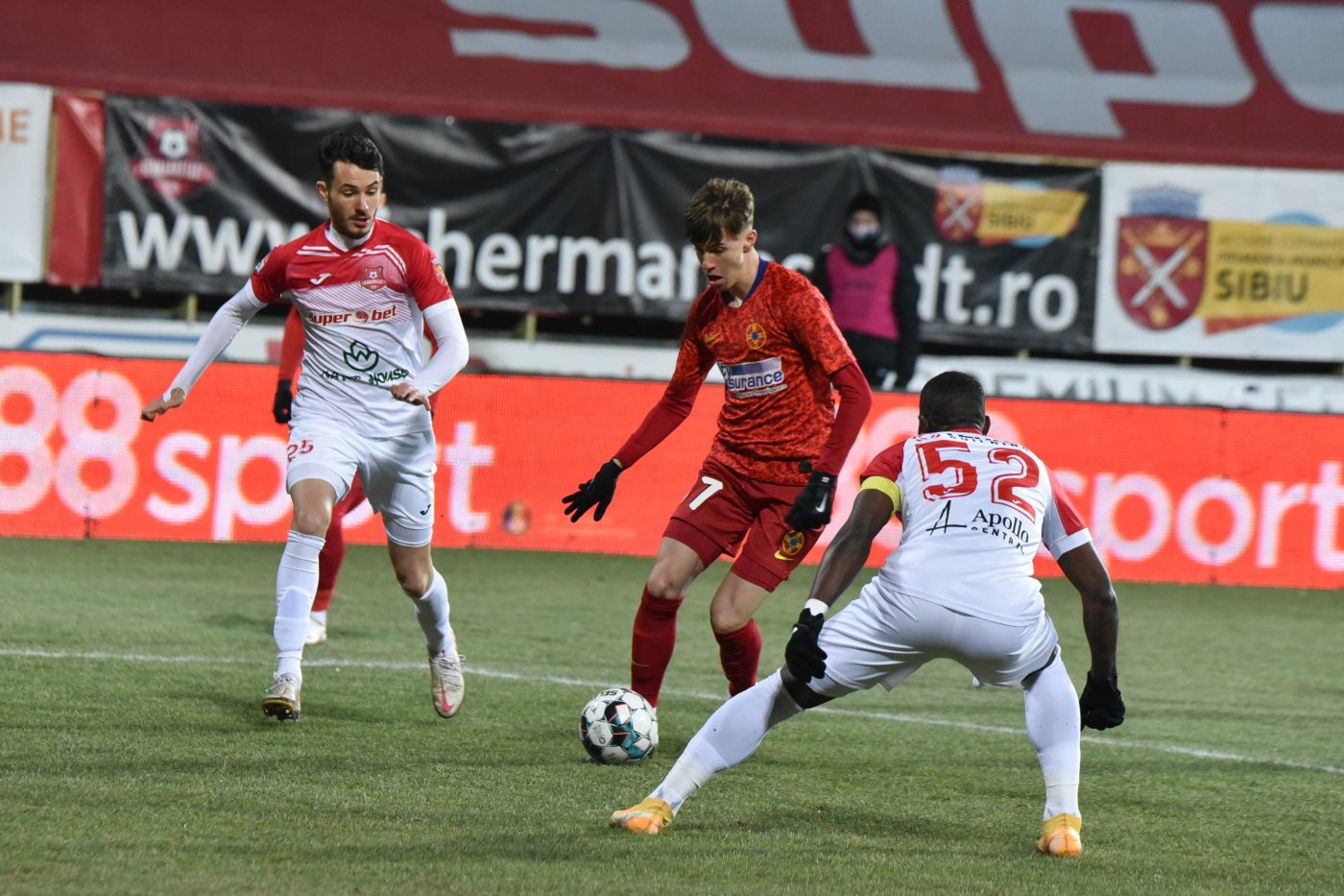 Echipele din Liga 1 au descoperit „leacul” împotriva lui FCSB? Basarab Panduru a dat verdictul: „După meciul cu Craiova, toată lumea a înţeles!”