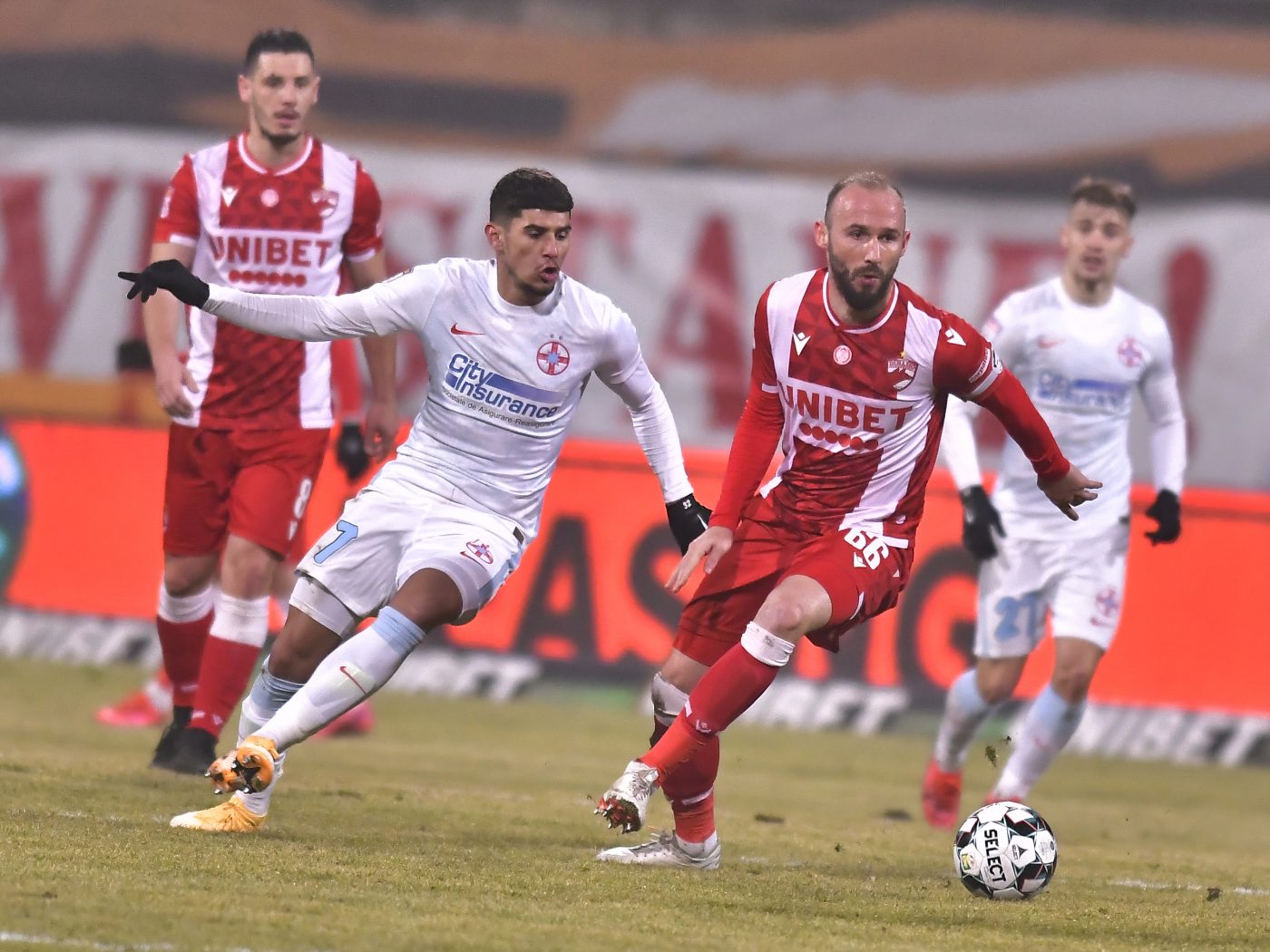 Drepturile TV, gură de oxigen pentru majoritatea cluburilor din Liga 1! Câți bani a plătit EAD, la finalul lunii ianuarie, fiecărei echipe | EXCLUSIV