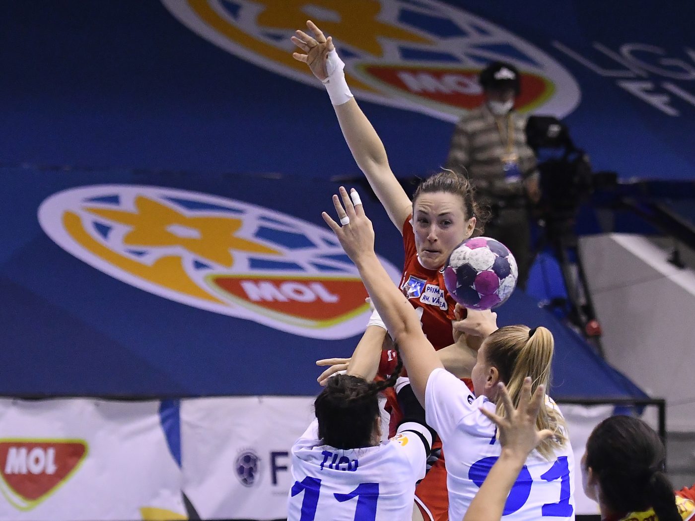 SCM Rm. Vâlcea a obținut cea mai mare victorie a sezonului în Liga Campionilor, 26-25 cu Odense în deplasare!