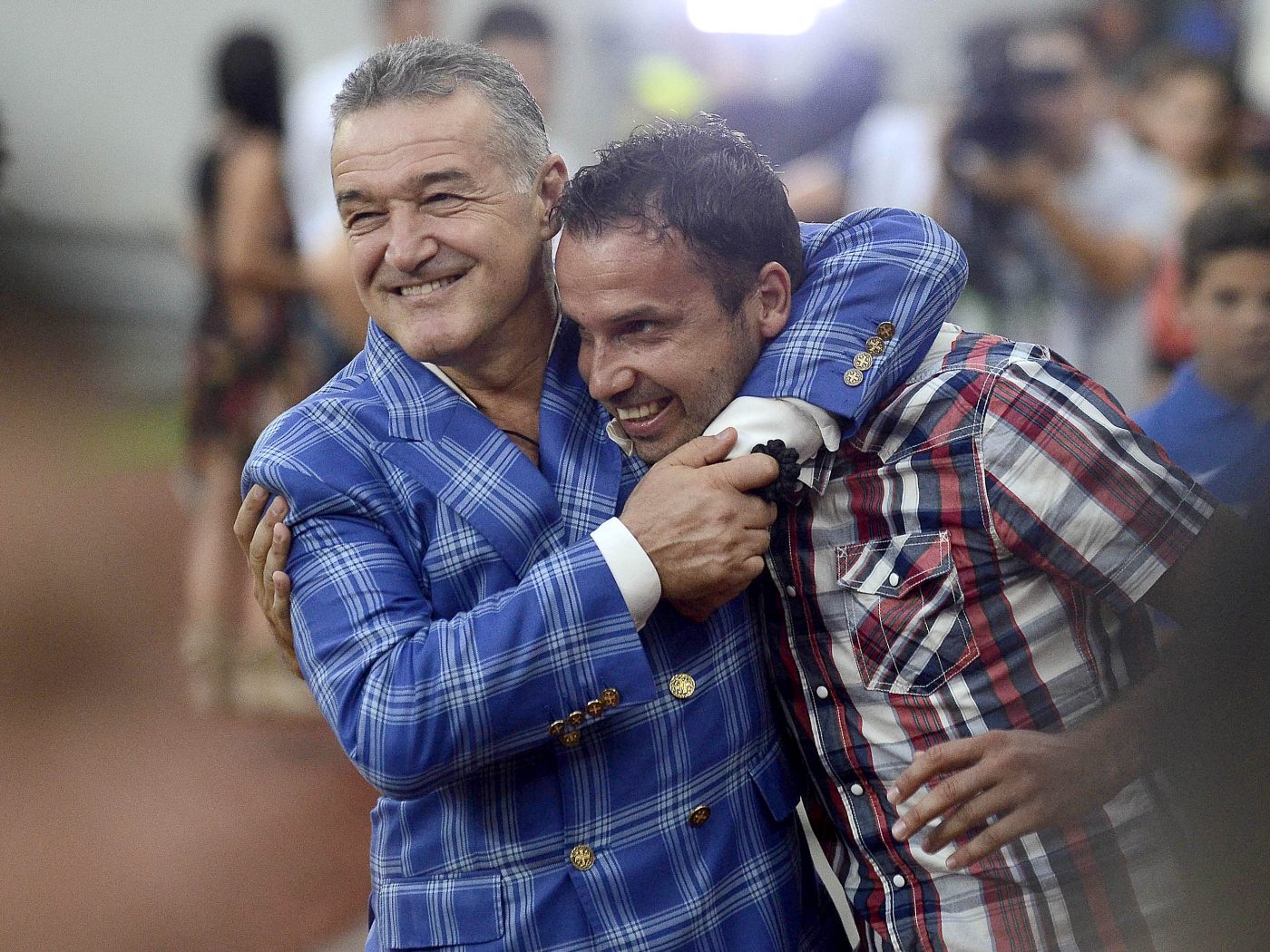 Sorin Paraschiv, interviu emoționant. La 12 ani se uita prin gard la