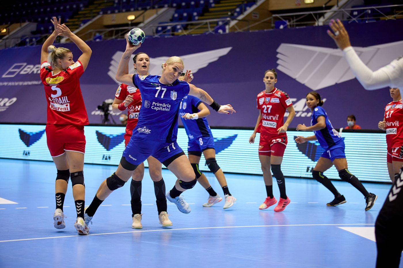 Transferul Crinei Pintea la Gyor a fost confirmat oficial! Prima reacție a jucătoarei: „Da, știrile sunt adevărate”. Campioana Europei va fi antrenată de fostul selecționer al României