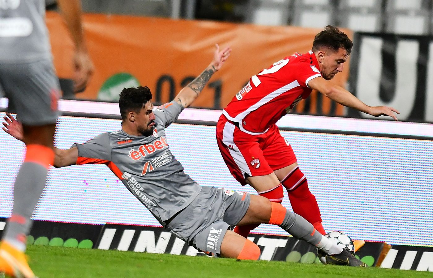 Un jucător de la UTA n-are milă de Dinamo: „Au retrogradat cluburi mai mari și nu s-a plâns nimeni! Se vor afunda de tot”