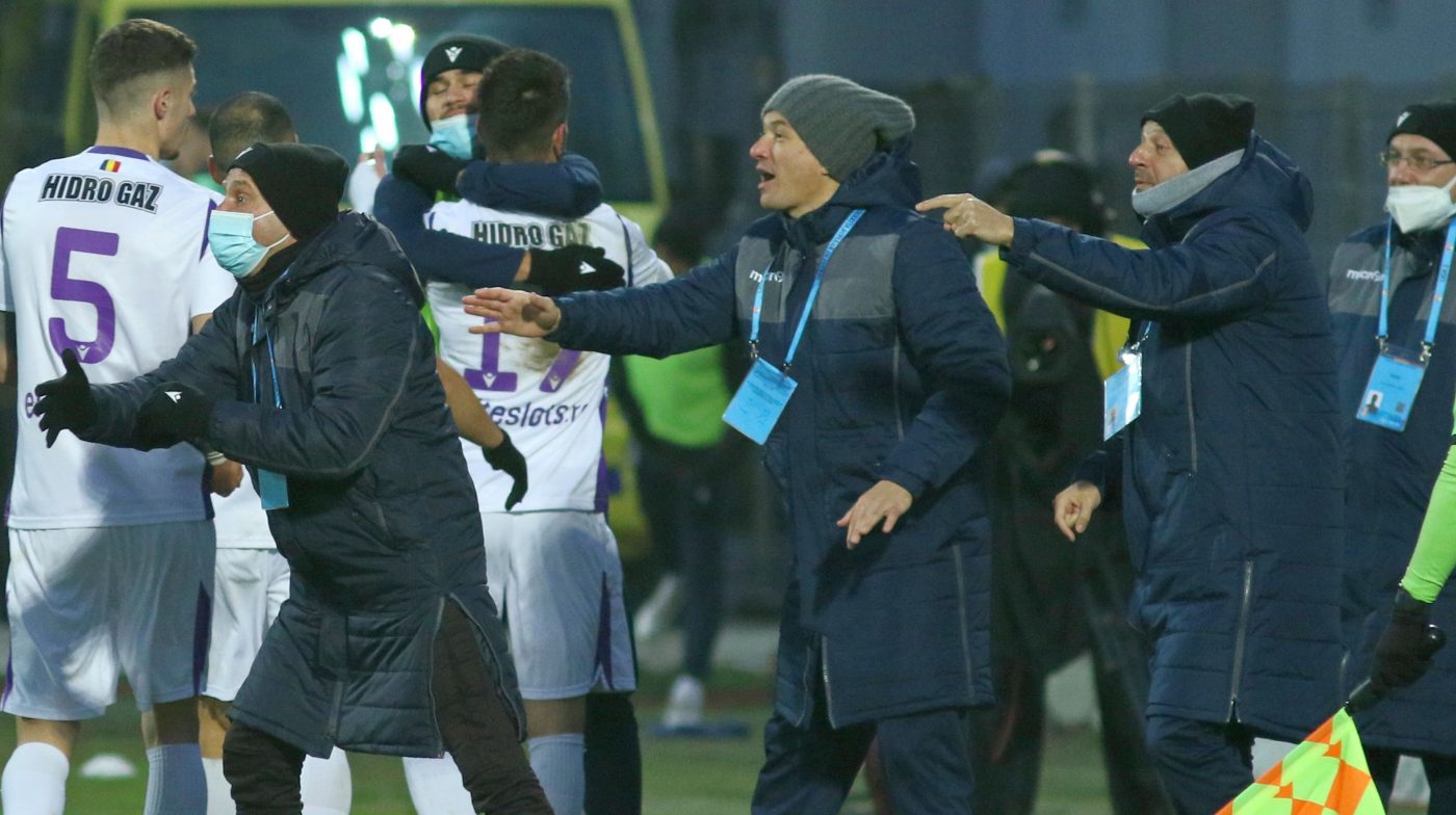 FC Argeș, neînvinsă de opt meciuri! Andrei Prepeliță îi ține pe jucători cu picioarele pe pământ: „Trebuie să fim umili!”