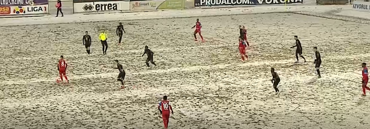FC Botoșani – Gaz Metan 0-0. Terenul este acoperit cu zăpadă, oaspeții au cerut lovitură de la 11 metri