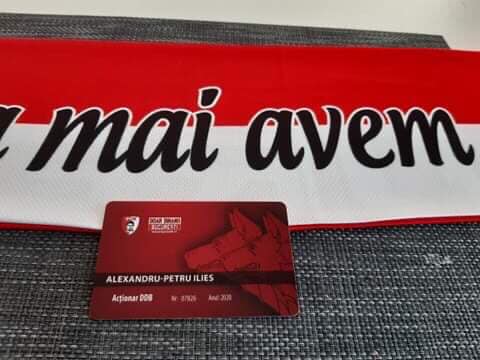 Poveste sfâșietoare înainte de derby-ul din „Ștefan cel Mare”. Un copil de opt ani, fan dinamovist, a fost ucis de mama lui, iar tatăl, suporter al echipei Steaua, i-a făcut card DDB