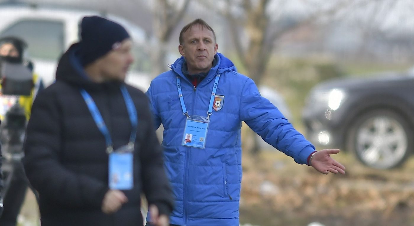 Emil Săndoi știe ce nu merge la Chindia: „Asta își spune cuvântul!”. Reacția celor de la UTA, după punctul smuls în prelungiri