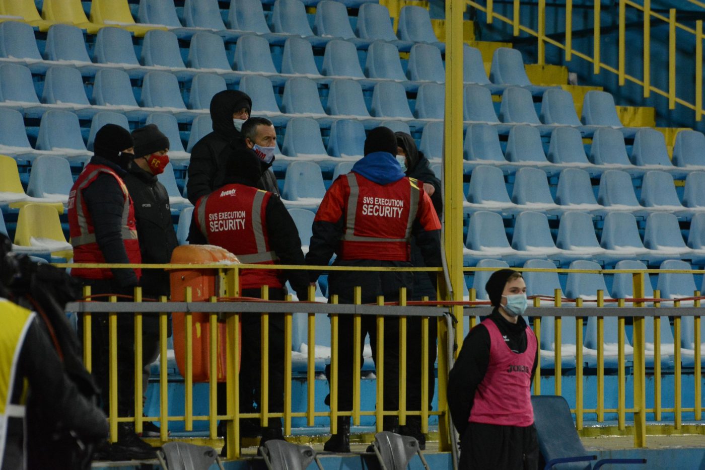 Mihai Stoica a cedat nervos după al treilea eșec consecutiv al FCSB! S-a certat cu un copil în tribunele de la Mediaș. Ce s-a întâmplat | FOTO EXCLUSIV