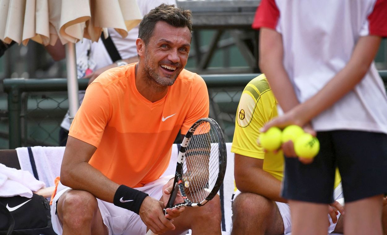 Paolo Maldini, uriaș și pe terenul de tenis! A făcut un schimb de mingi cu un antrenor român și și-a amintit de tricolori: „Mi-a spus despre Hagi și Răducioiu!” | VIDEO EXCLUSIV