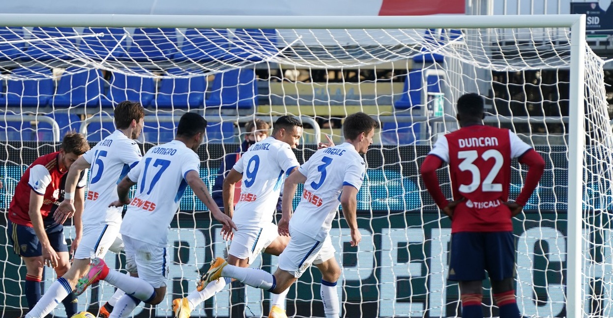 Cagliari, învinsă dramatic de Atalanta, în minutul 90! Răzvan Marin a fost titular. Parcurs dezastruos pentru sarzi
