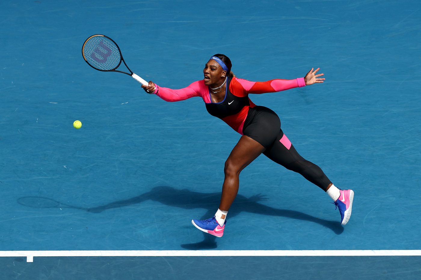 Serena Williams a eliminat-o dramatic pe Aryna Sabalenka și o așteaptă pe Simona Halep în sferturi la Australian Open! Ce a făcut Naomi Osaka