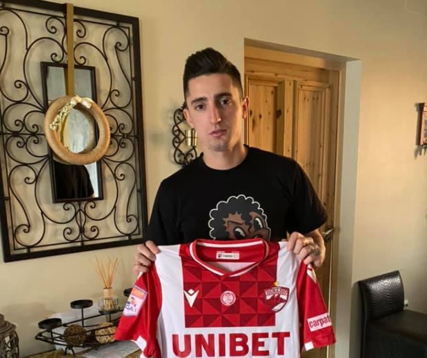 Tricoul lui Steliano Filip, scos la licitație! Pentru ce cauză nobilă luptă fotbalistul lui Dinamo