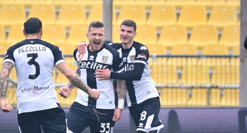 Valentin Mihăilă, primul mare meci la Parma: „Un diamant! Merita un gol” Românul, lăudat de suporteri după remiza cu Udinese