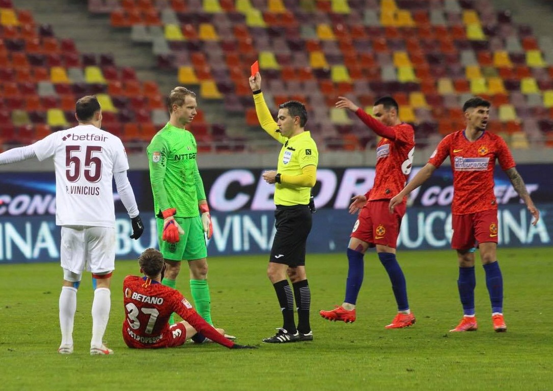 Giedrius Arlauskis, revenire de coșmar la CFR Cluj! A văzut direct cartonașul roșu, după ce fusese până atunci omul meciului | VIDEO
