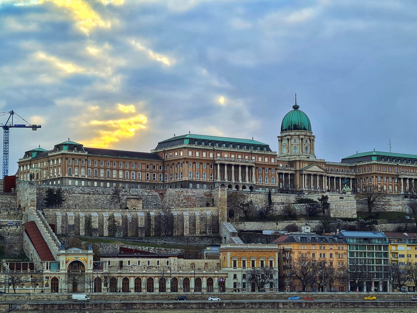 România U21 și-a stabilit cartierul general în Budapesta: 5 curiozități despre orașul confundat în dese rânduri de străini cu Bucureștiul | FOTO