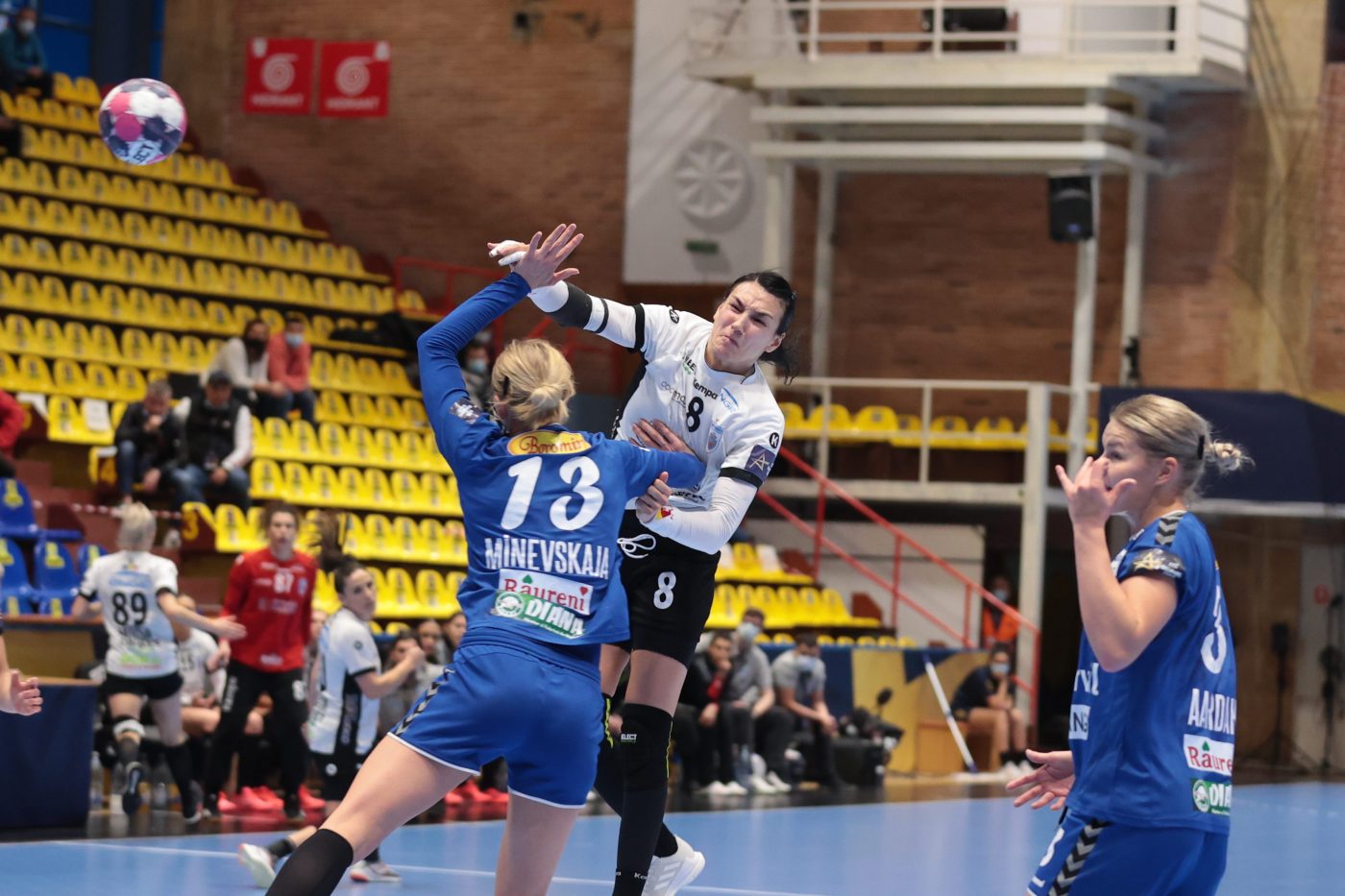 Cristina Neagu a tras concluziile după prima manșă a derby-ului românesc din Liga Campionilor: „Am pregătit meciul foarte bine și cred că scorul final reflectă diferența dintre noi și Vâlcea din acest moment”