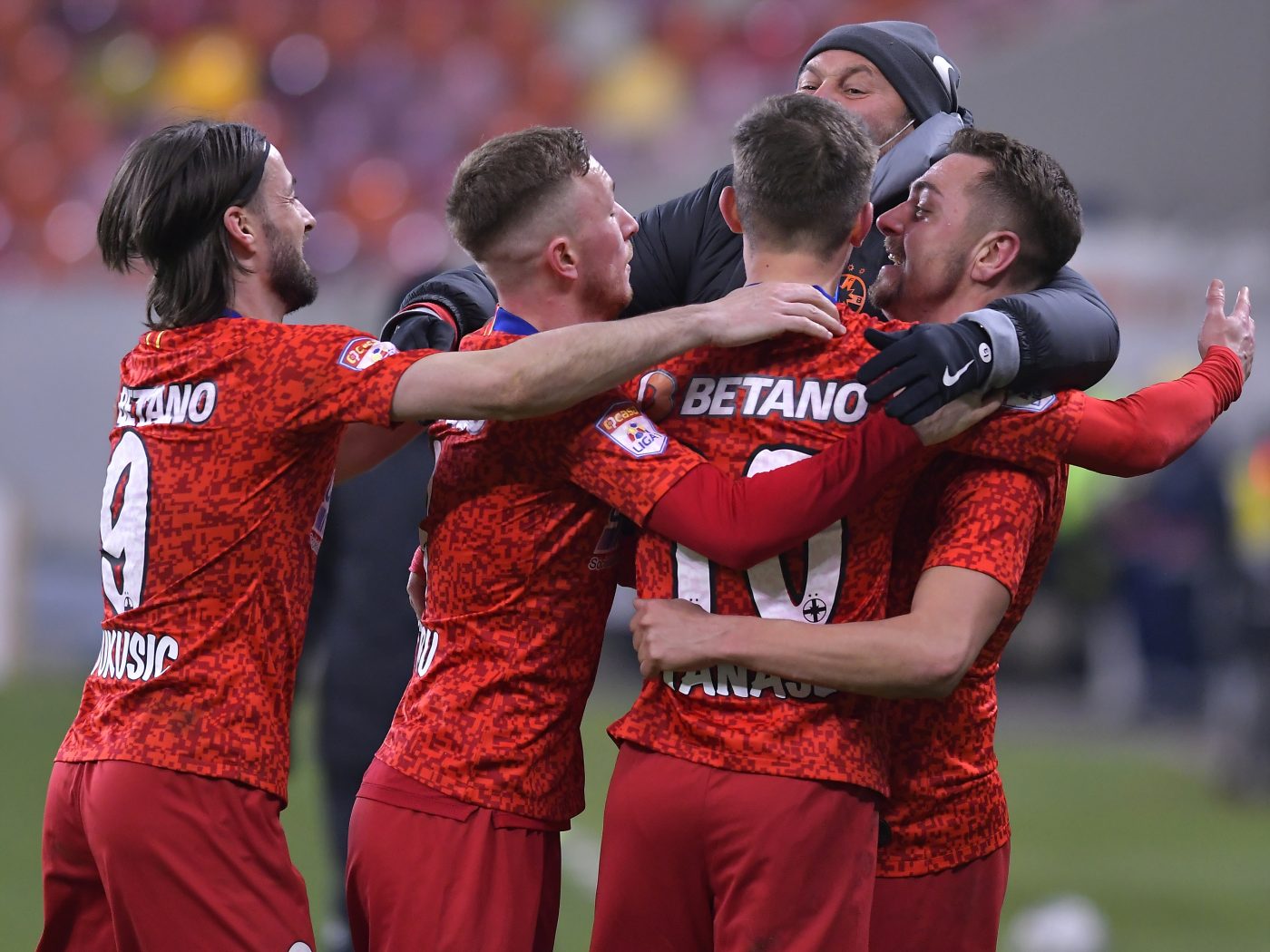 Mihai Stoica a pariat pe el, dar Gigi Becali l-a dat afară după doar 129 de minute jucate la FCSB! Unde a ajuns fotbalistul