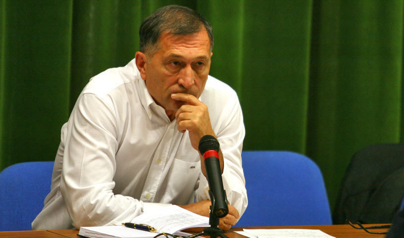 Fanii FCSB-ului îl pun la punct pe Ion Crăciunescu. „Judecă fazele litigioase în funcție de echipe! Lasă-ne!”
