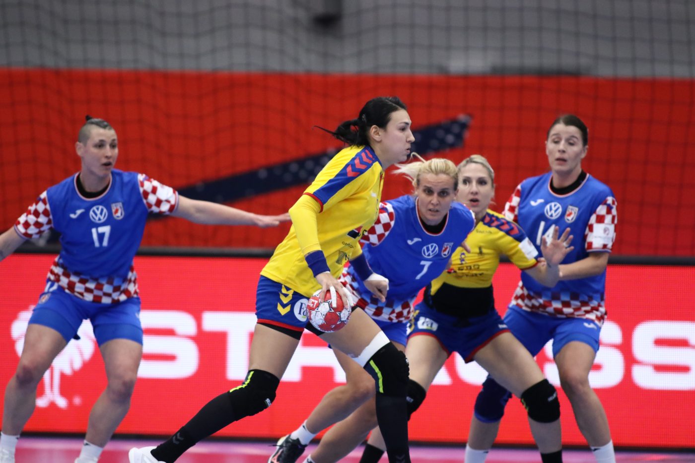 România – Danemarca, ora 18.05, Live VIDEO Online, preliminariile EHF Euro 2022 | Cristina Neagu revine în fața fanilor naționalei feminine la Mioveni