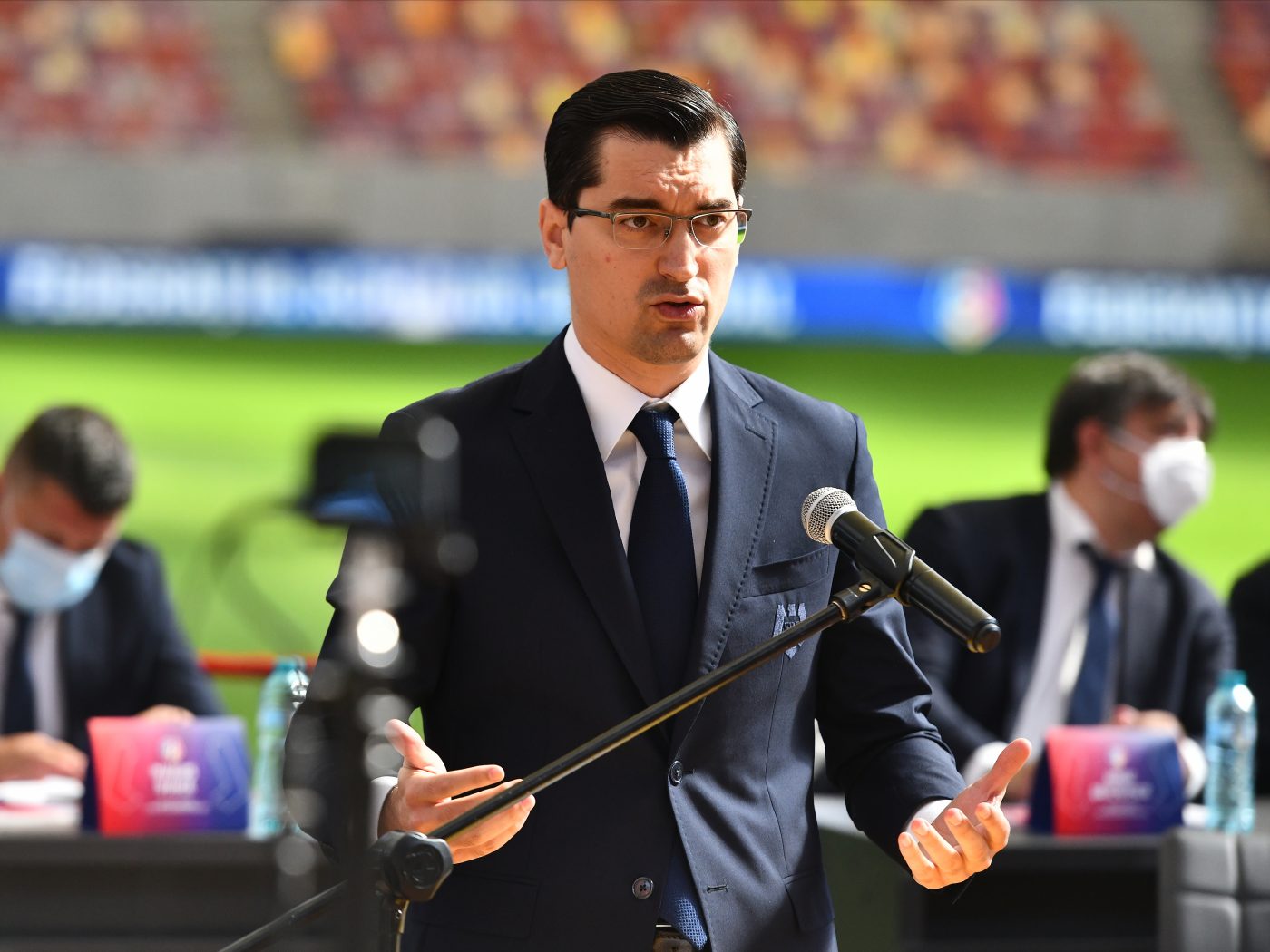 Justin Ștefan îl desființează pe Răzvan Burleanu. „Vorbe goale! Aș vrea să știu cine a plătit diurnele când a fost la studii!” | EXCLUSIV ProSport LIVE