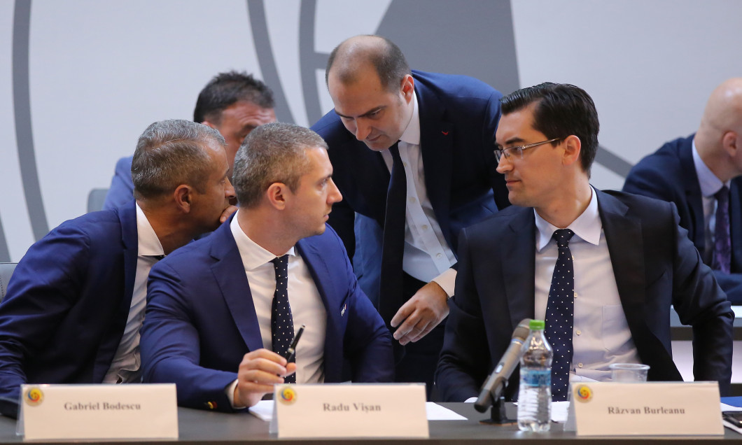 Oficialul LPF distruge FRF: „E cazul să eliberăm fotbalul! Daum și Contra, aleși bizar și plătiți pentru eșecuri grave”
