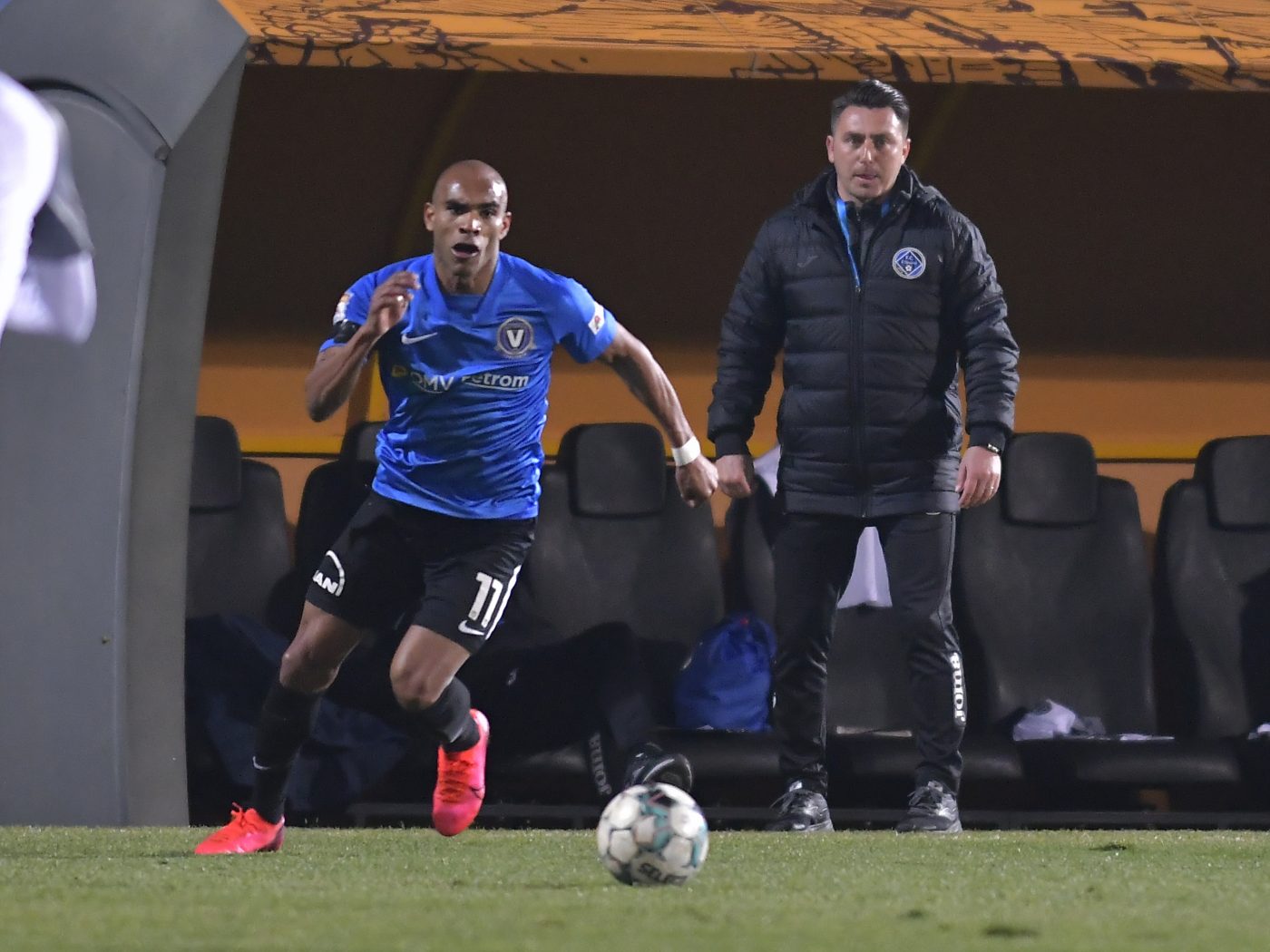Ilie Poenaru, furios după egalul cu Viitorul: „Am luat un gol de tot râsul, dar dă-ne tată penalty!”