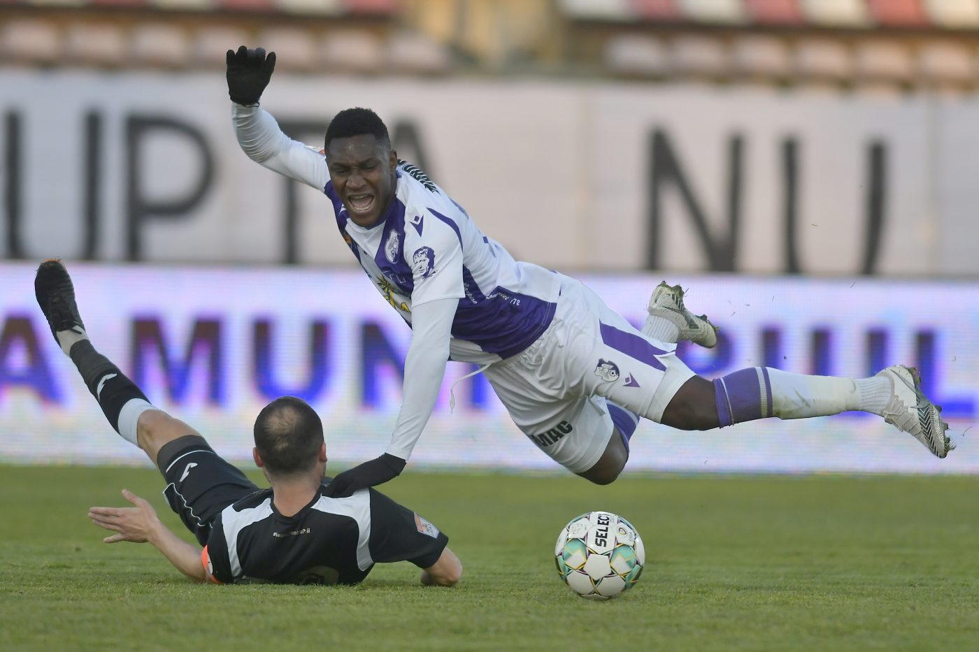 Liga 1: Duel de play-off în „Trivale” » 4 variante de profit pregătite la FC Argeș – Academica Clinceni!