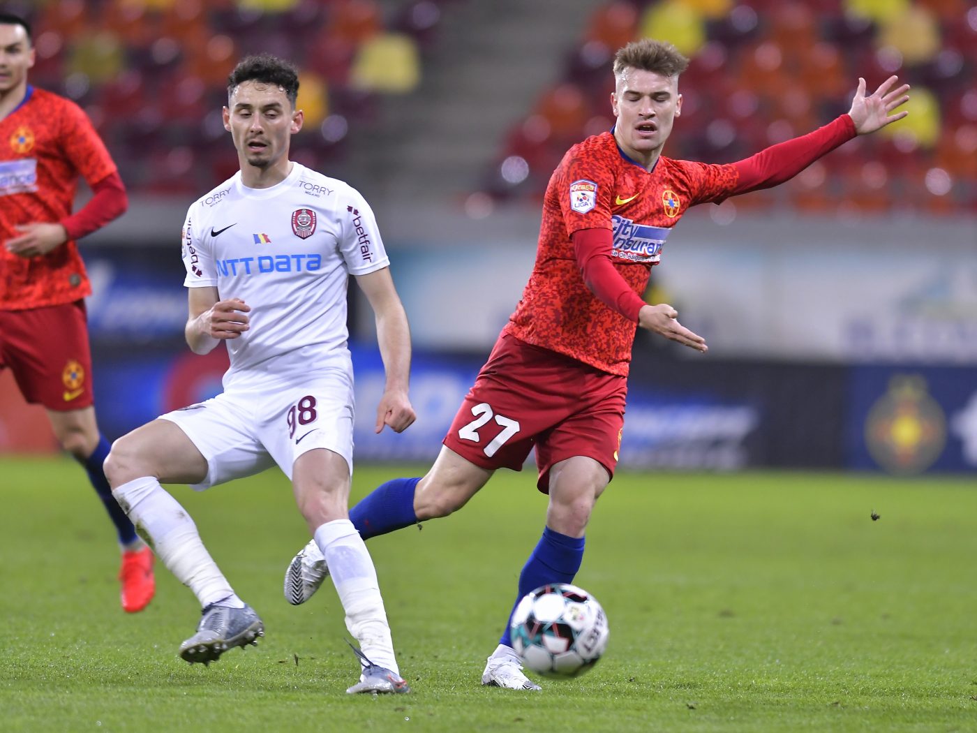 Programul complet al play-off-ului din Liga 1: Titlul s-ar putea decide în ultima etapă + Cum arată clasamentul