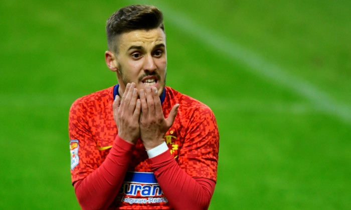 Gigi Becali și-a pierdut răbdarea! Răzvan Oaidă, umilit în FCSB – Gaz Metan! A fost scos după 36 de minute