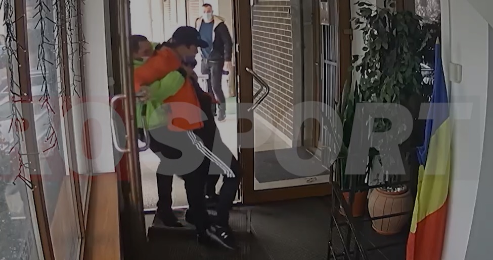 Avem filmările fabuloase ale scandalului dintre tatăl Cătălinei Ponor și polițiști! Imaginile de pe camerele de supraveghere răstoarnă totul + Reacția avocatului lui Florin Bărbăscu | VIDEO EXCLUSIV
