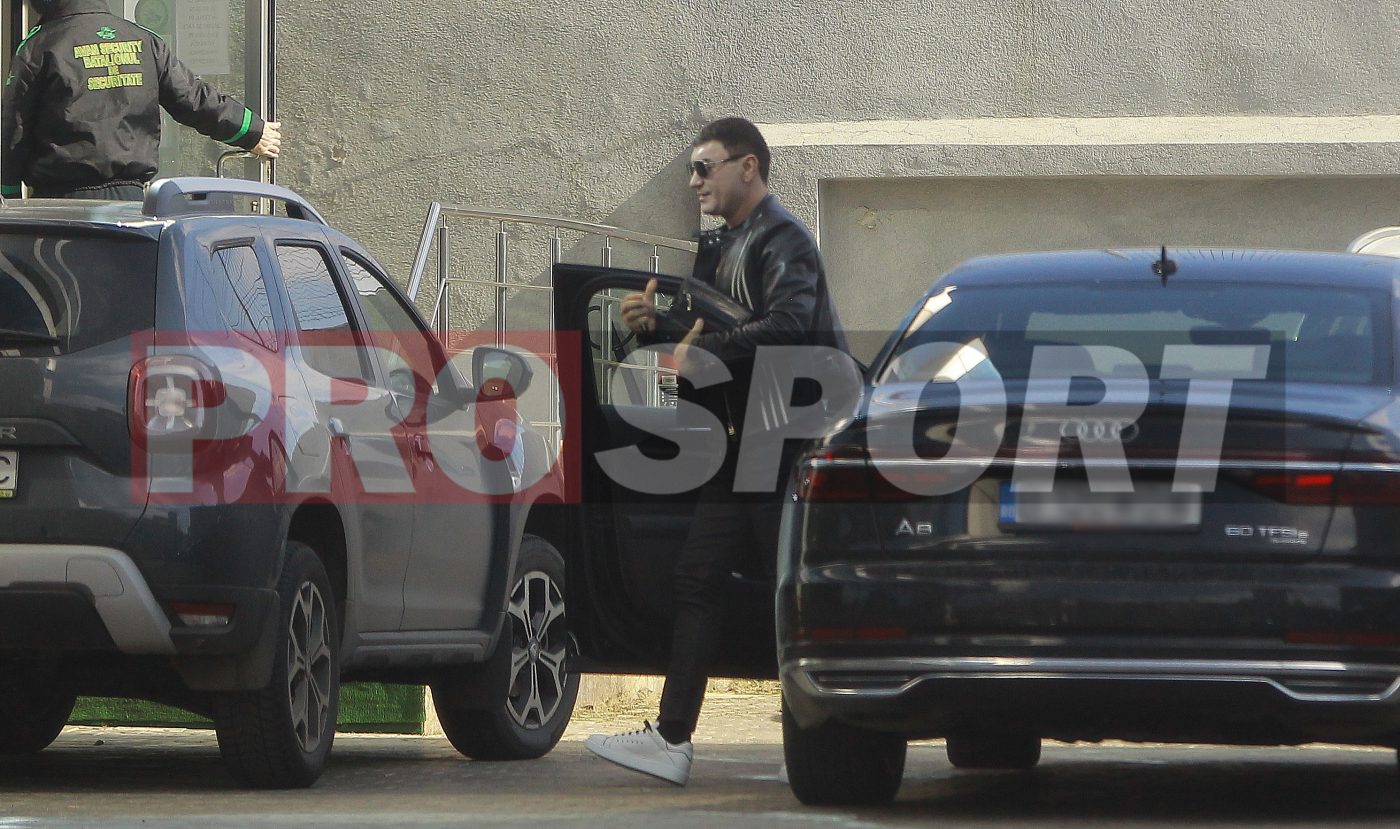 Cristi Borcea dă moda! Fostul acționar de la Dinamo, apariție cool la birou! Dinamovistul nu își neglijează afacerile | FOTO & VIDEO EXCLUSIV