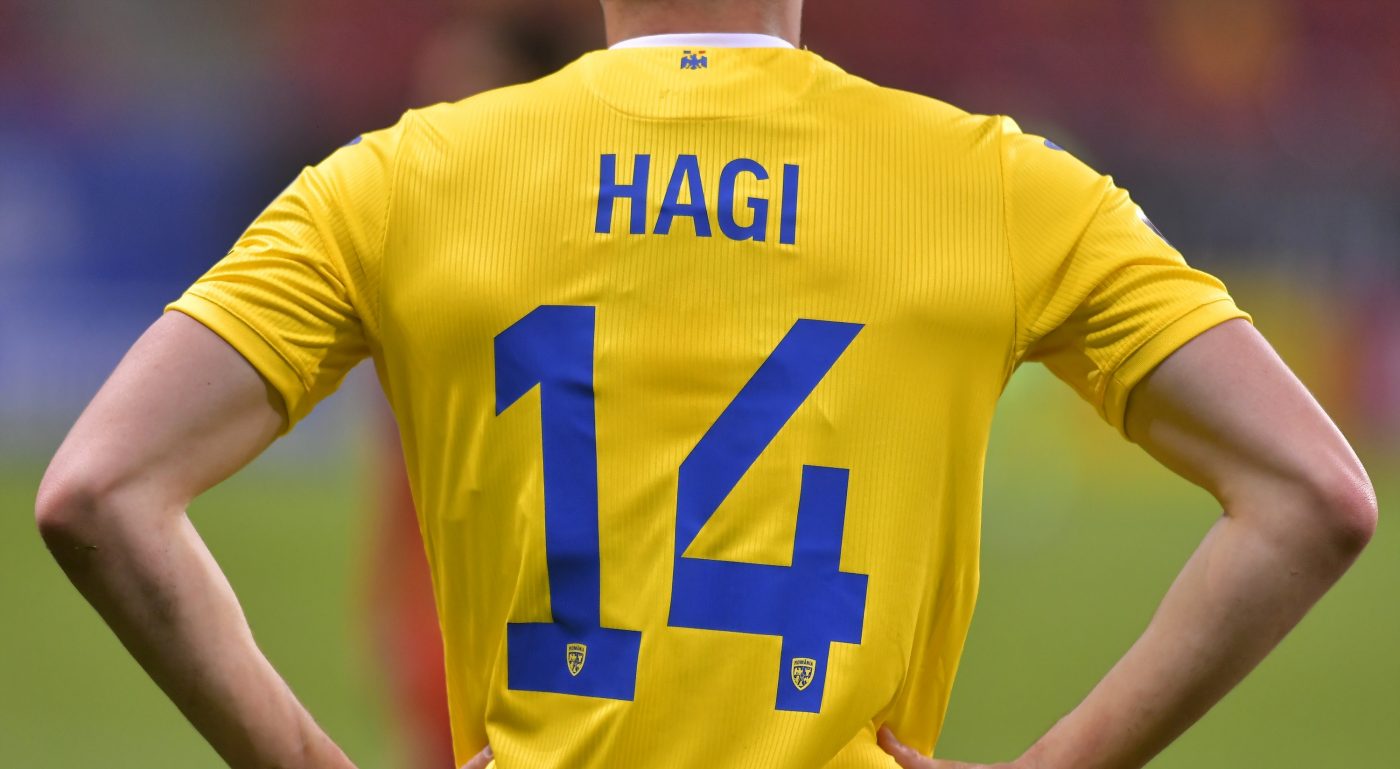 „Gol Hagi, gol România”, după 22 de ani. Aplaudacii lui Ianis să se abțină! I-au făcut mai mult rău decât criticii | OPINIE Vlad Măcicășan