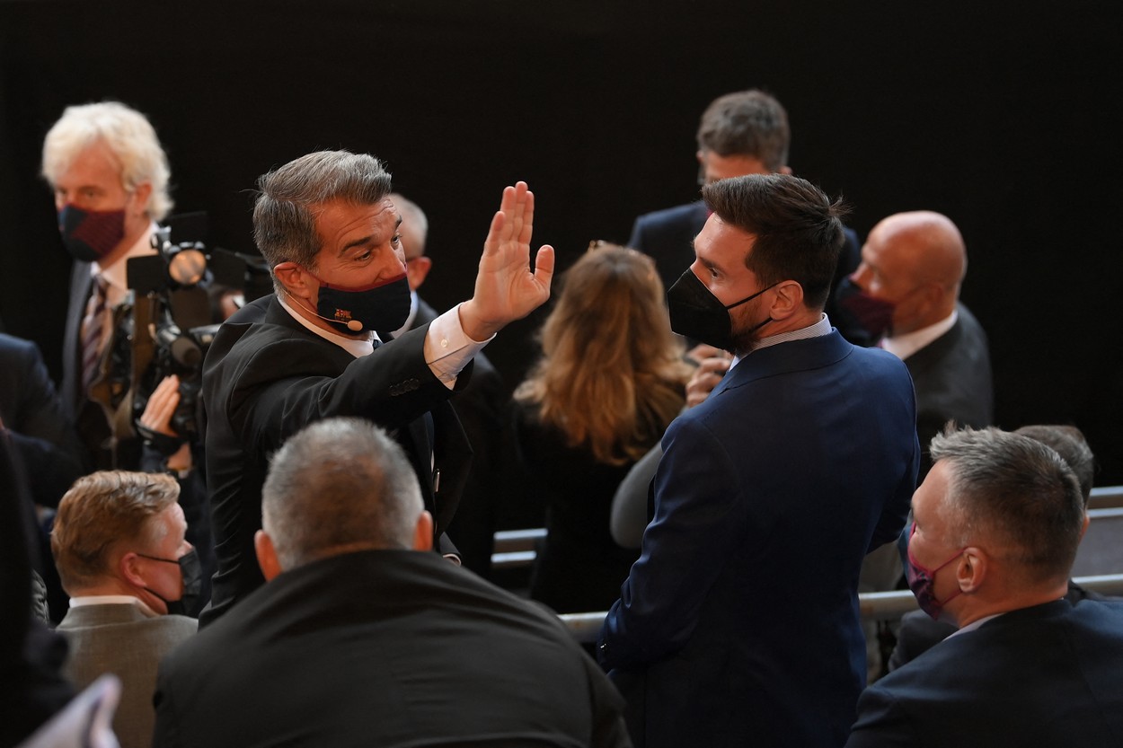 Moment fabulos la prezentarea noului președinte de la FC Barcelona! Joan Laporta l-a implorat pe Leo Messi să rămână pe Camp Nou: „Tu știi că nu poți să pleci de aici”