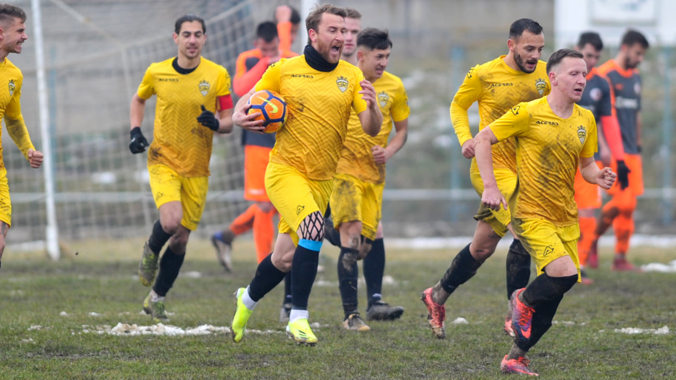 La doar 21 de ani, un fotbalist român a decis să renunțe la carieră și să meargă la muncă în Țările de Jos: ”Nu mai puteam continua, trebuia să fac ceva”