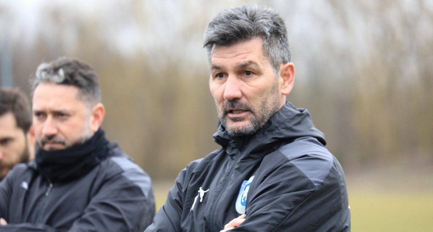 Universitatea Craiova joacă un amical cu Farul în acest weekend. Lui Ouzounidis îi revin doi jucători importanţi pentru derby-urile cu FCSB şi CFR Cluj