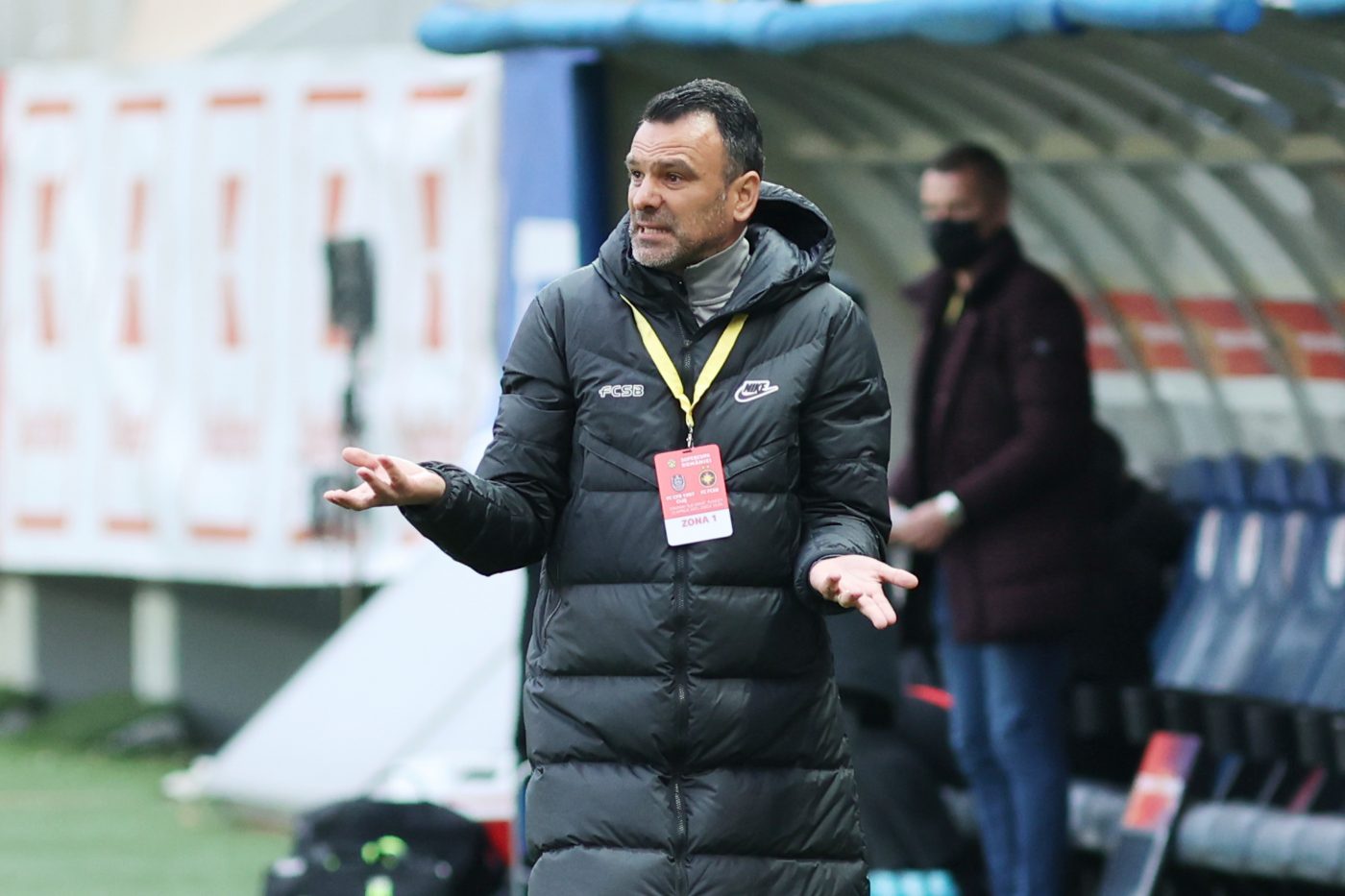 Toni Petrea, iritat după eșecul suferit de FCSB în Supercupa României. „O să joc cu doi fundași stânga în partea dreaptă!” Ironiile antrenorului