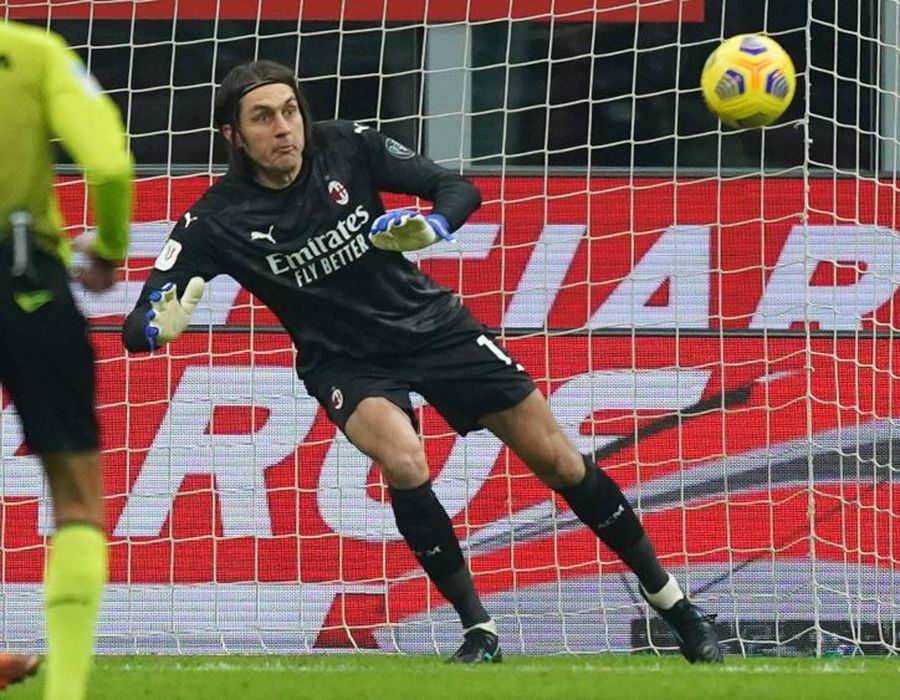 AC Milan, lovitură pentru Ciprian Tătărușanu! Italienii s-au înțeles cu un portar din naționala Franței