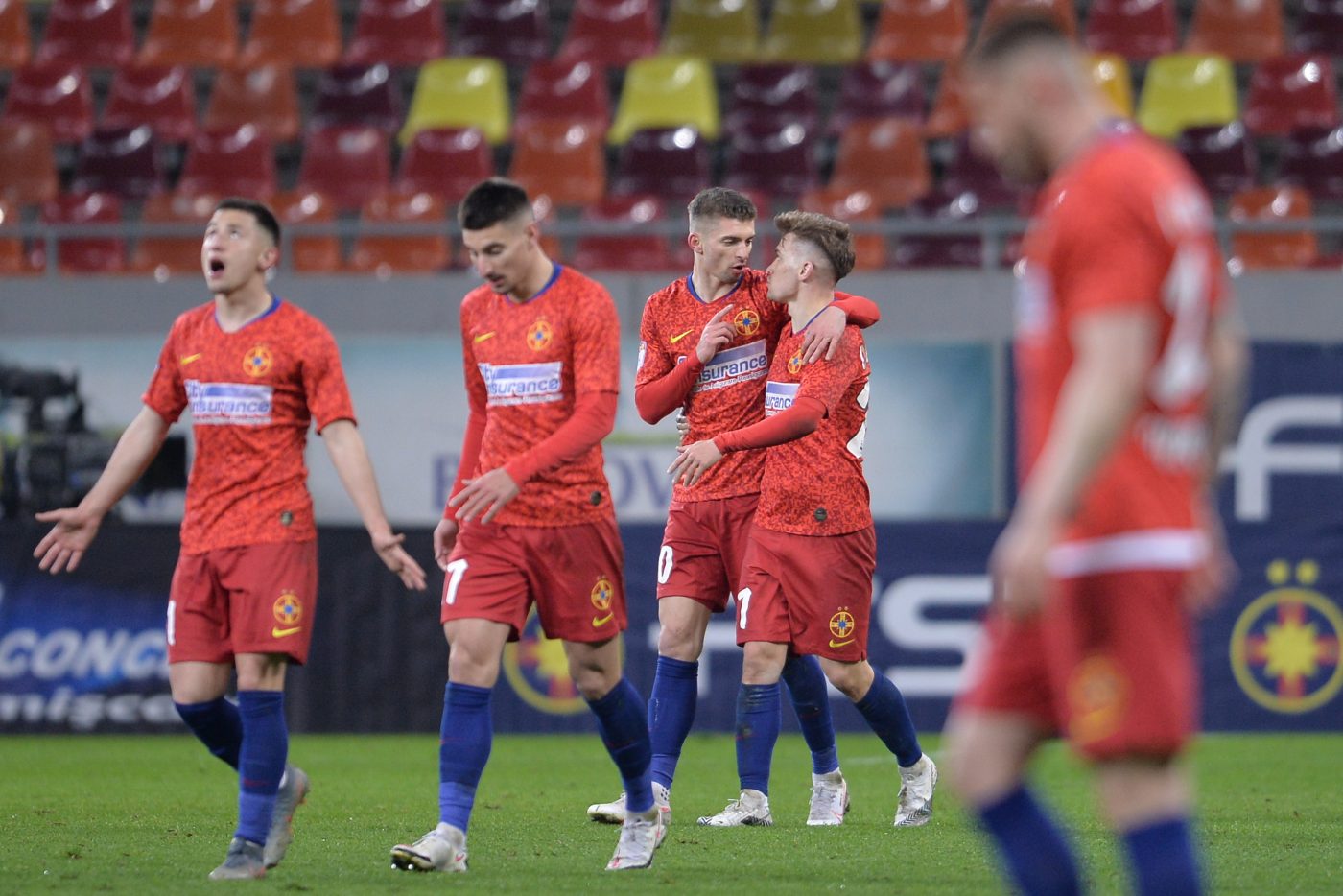 Ilie Dumitrescu, semnal de alarmă pentru FCSB! Echipa care îi poate „încurca” pe roș-albaștri în lupta pentru titlu: „E o nucă tare, incomodă!”