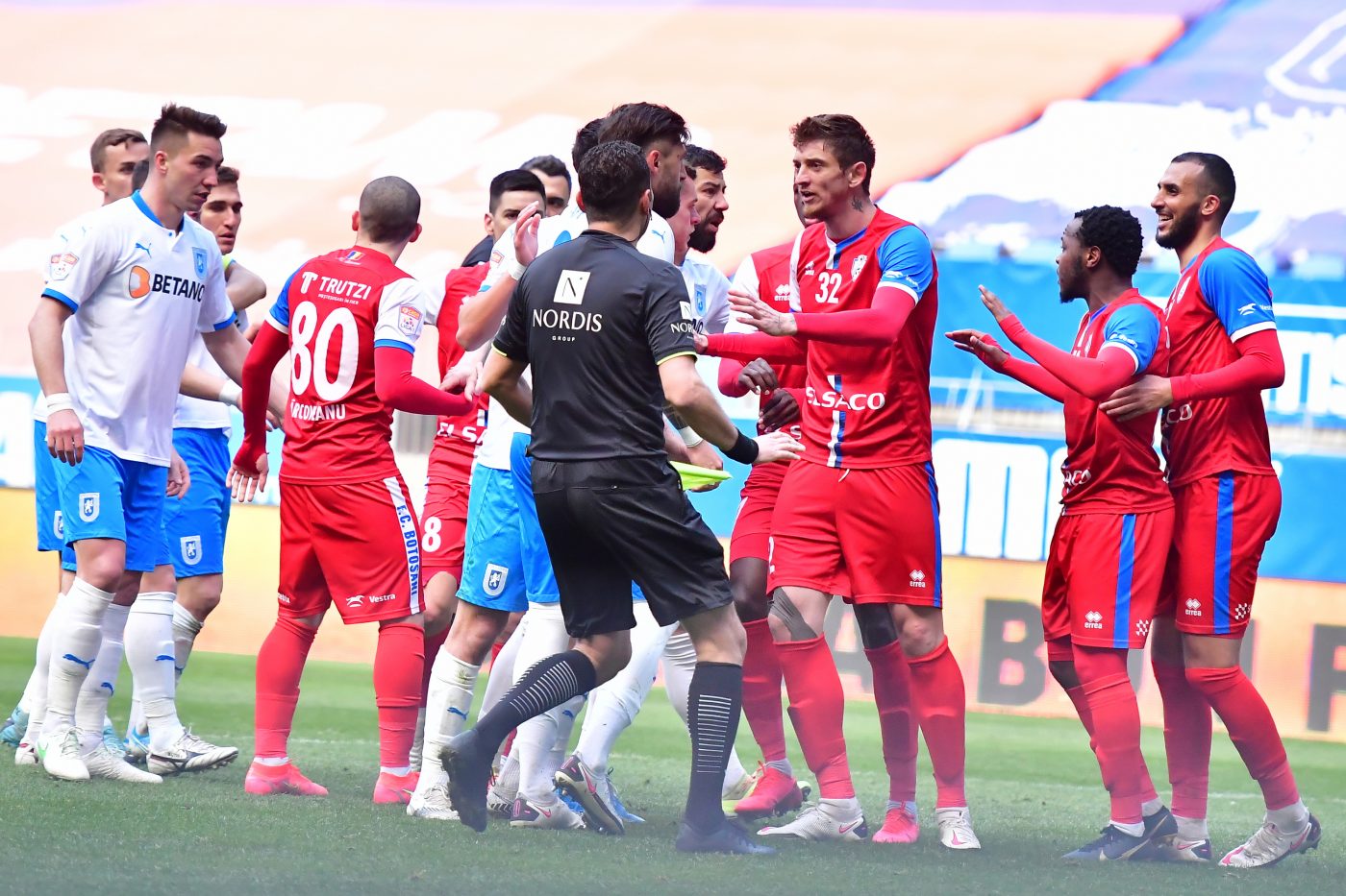 Liga 1: În Bănie nu va fi deloc liniște » Universitatea – FC Botoșani se va juca la intensitate maximă!
