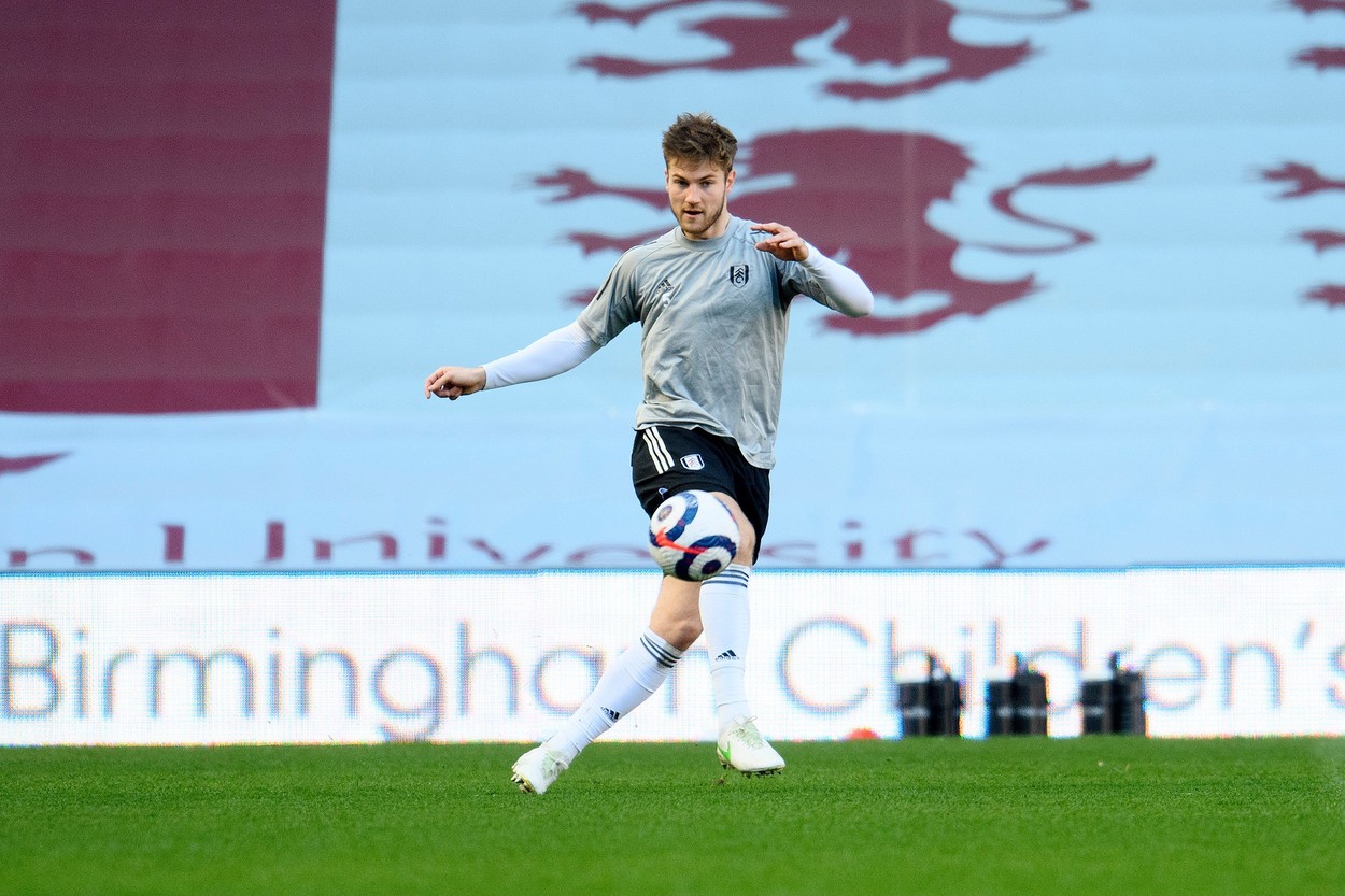 Un danez i-a fascinat pe granzii din Premier League! Manchester United și Chelsea Londra se luptă pentru fundașul Joachim Andersen, care impresionează la Fulham, după împrumutul de la Lyon