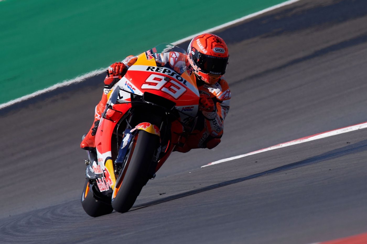 Marc Marquez, revenire spectaculoasă în Moto GP, după nouă luni de absență. Campionul mondial a uimit deja în Marele Premiu al Portugaliei | VIDEO