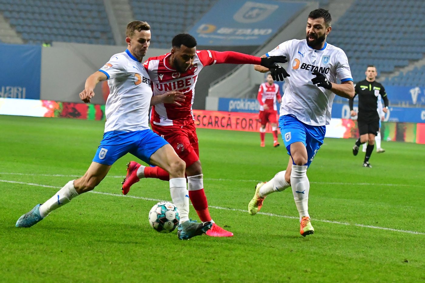 Universitatea Craiova – Dinamo 4-0, Live Video Online. „Câinii” sunt umiliți și în Bănie! Show total cu Ivan, Cîmpanu și Căpățînă
