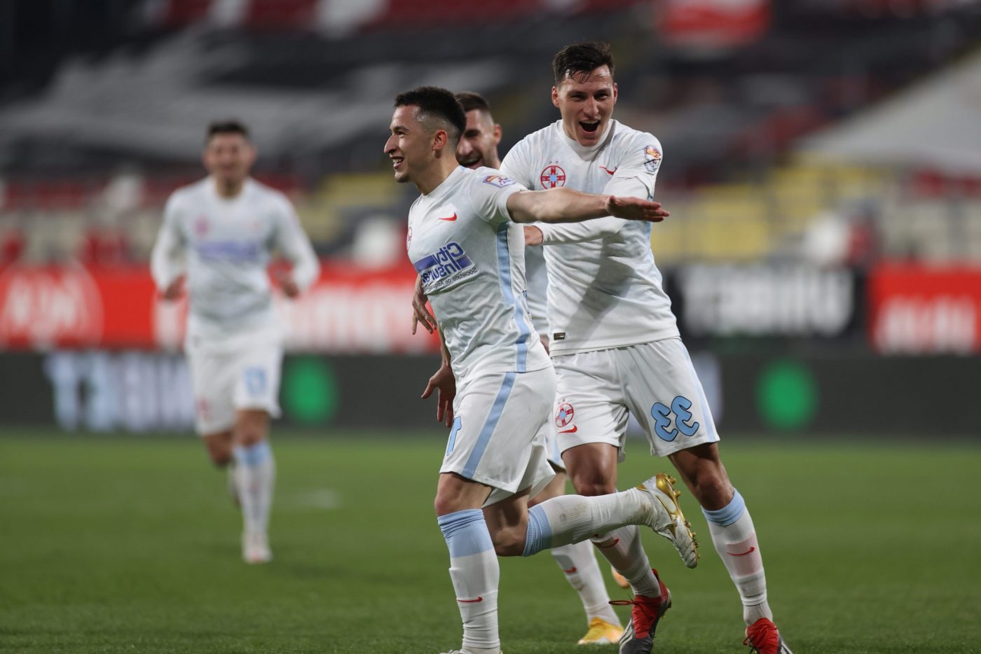 ULTIMA ORĂ | Olimpiu Moruțan poate pleca în orice moment de la FCSB. „Am discutat în Italia și Germania!” + Are o ofertă concretă de 10.000.000€
