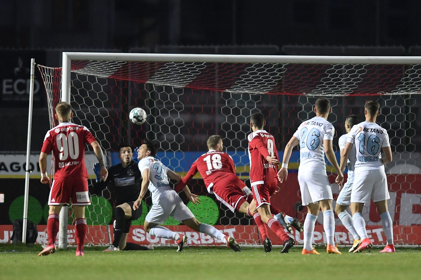 Liga 1: Va fi nebunie la Sf. Gheorghe » Șansă uriașă pentru Sepsi OSK și presiune imensă pe FCSB!