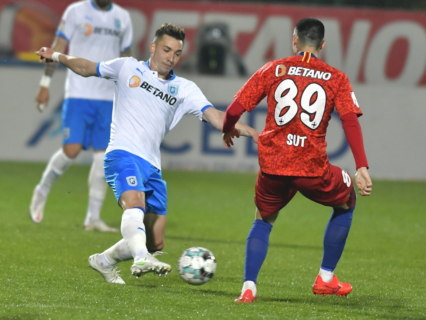 Liga 1: Au intrat „roș-albaștrii” în vacanță? Miză doar pentru olteni în derby-ul FCSB – Universitatea »»
