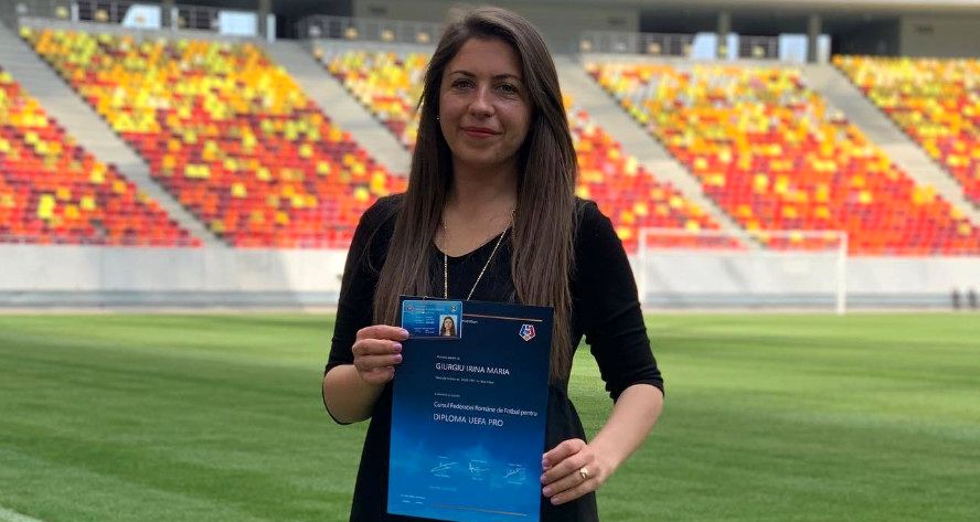 Irina Giurgiu, prima femeie din România cu Licența PRO! Este antrenor secund la naționala feminină și vrea mai mult: „Mulți mă descurajau, eu m-am gândit că vreau să fac carieră”